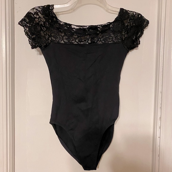 Gaynor Cap Sleeve Leotard (Black)